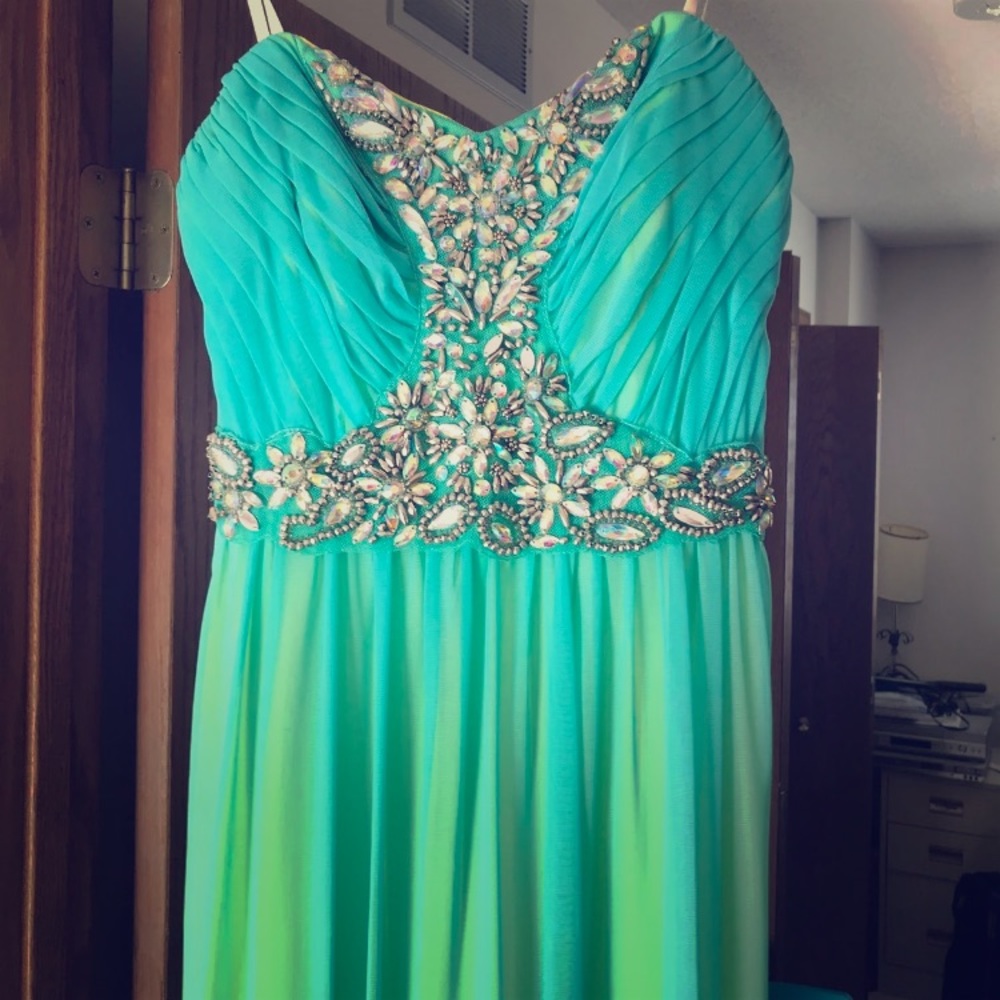 Prom dress